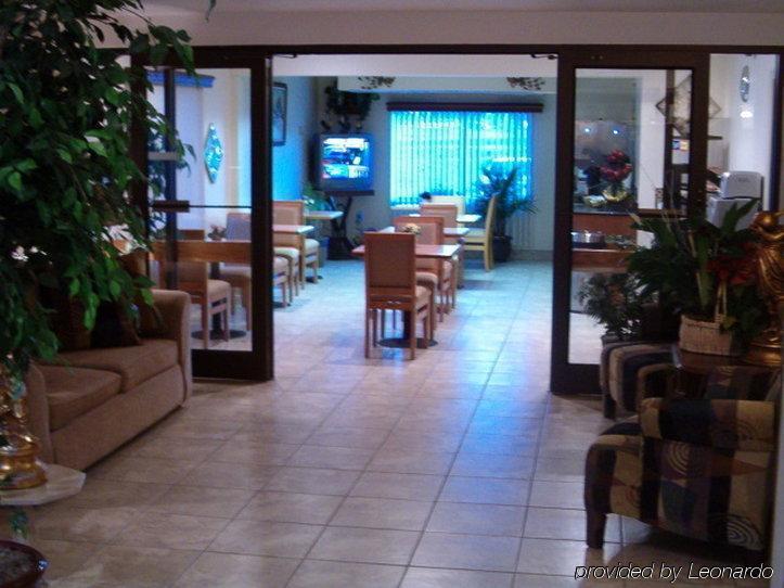 Americas Best Value Inn & Suites Ft Collins E At I-25 Fort Collins Restaurace fotografie