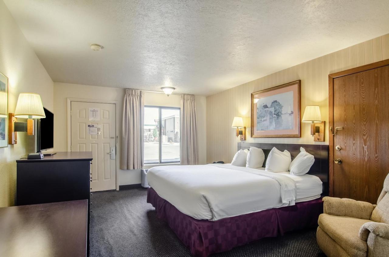 Americas Best Value Inn & Suites Ft Collins E At I-25 Fort Collins Exteriér fotografie