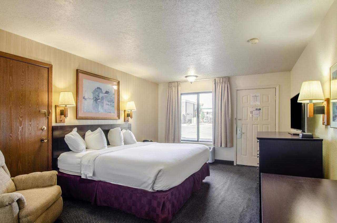 Americas Best Value Inn & Suites Ft Collins E At I-25 Fort Collins Exteriér fotografie