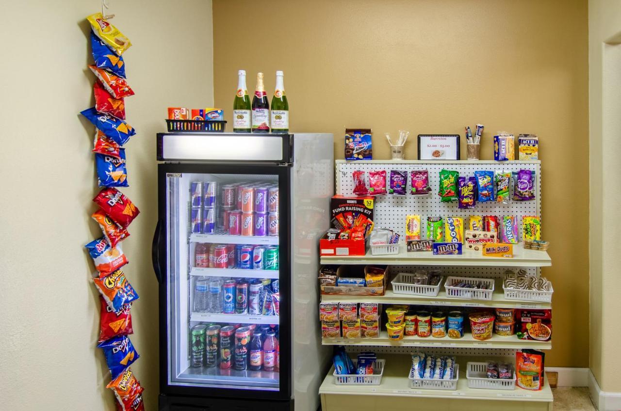 Americas Best Value Inn & Suites Ft Collins E At I-25 Fort Collins Exteriér fotografie